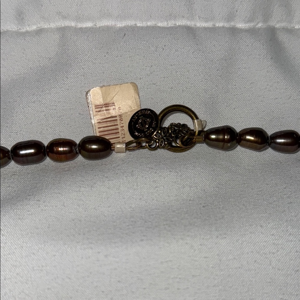 Gold and Brown Lariat Necklace with Vintage Charm - Picture 3 of 6